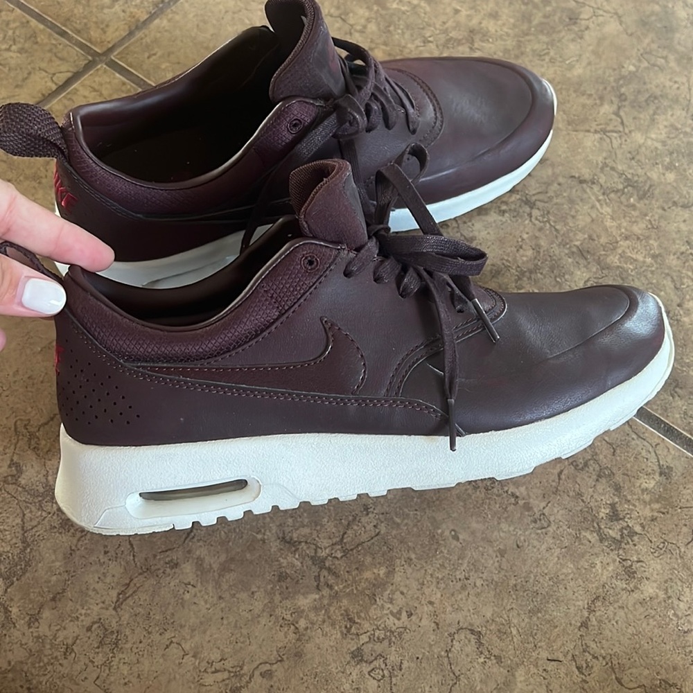Plum Nike 8.5